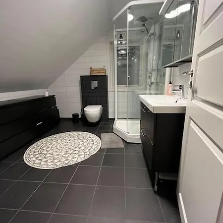 3 Bedroom Villa, Close To Cable Car, With Sauna 빌라 트롬쇠