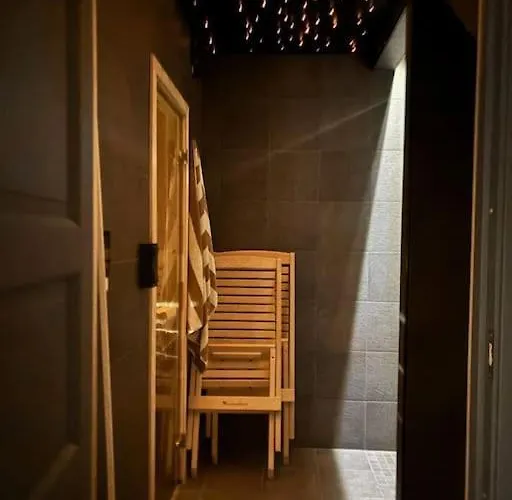 Villa 3 Bedroom Villa, Close To Cable Car, With Sauna