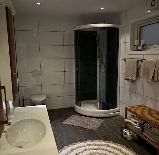 3 Bedroom Villa, Close To Cable Car, With Sauna Villa Tromsø