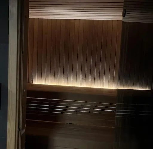 וילה 3 Bedroom Villa, Close To Cable Car, With Sauna טרומסה