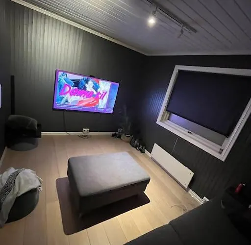 3 Bedroom Villa, Close To Cable Car, With Sauna