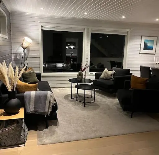 3 Bedroom Villa, Close To Cable Car, With Sauna *